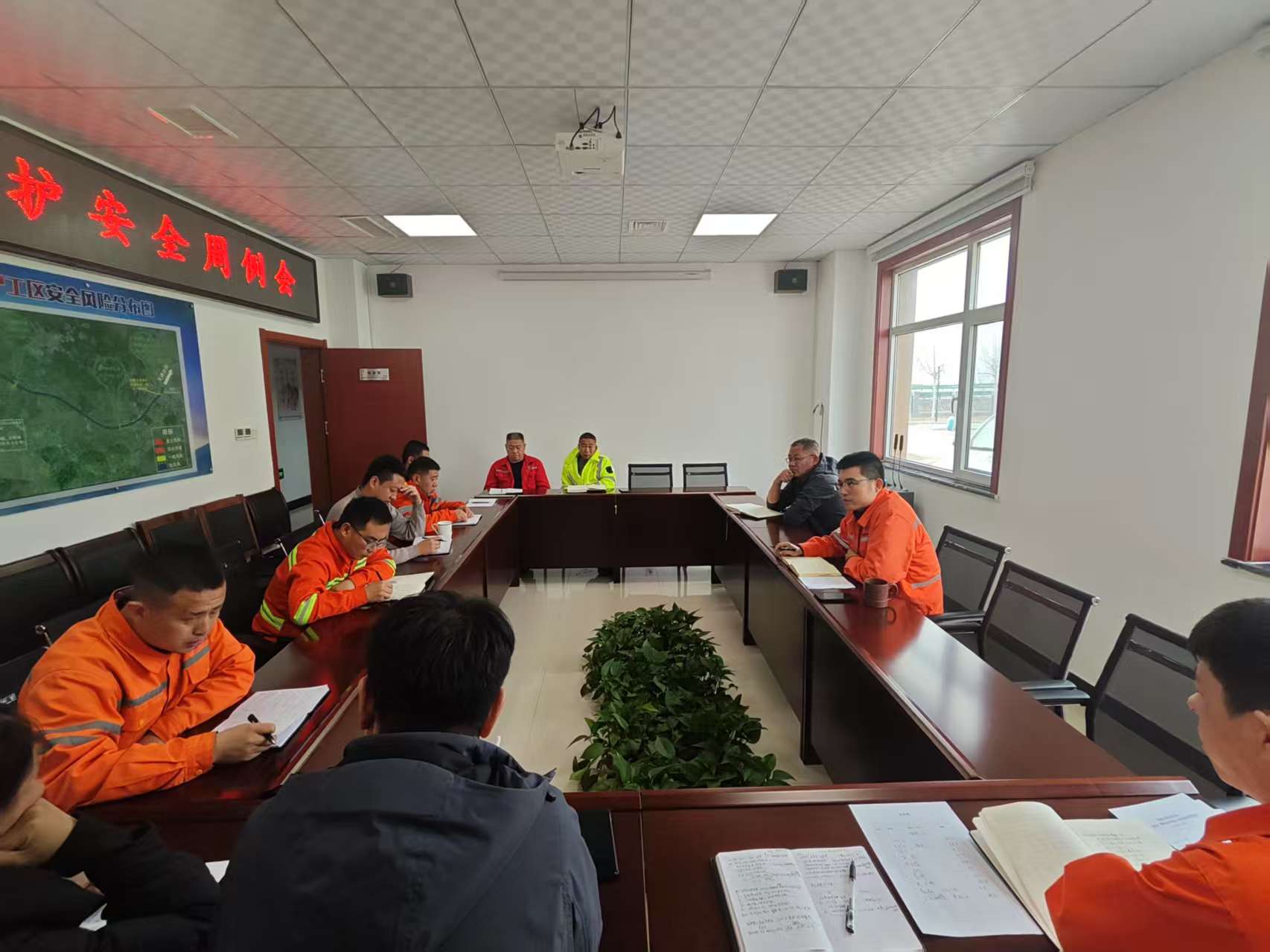 ba8fab35f24a6d84c28c7836aae7c71.jpg ba8fab35f24a6d84c28c7836aae7c71.jpg