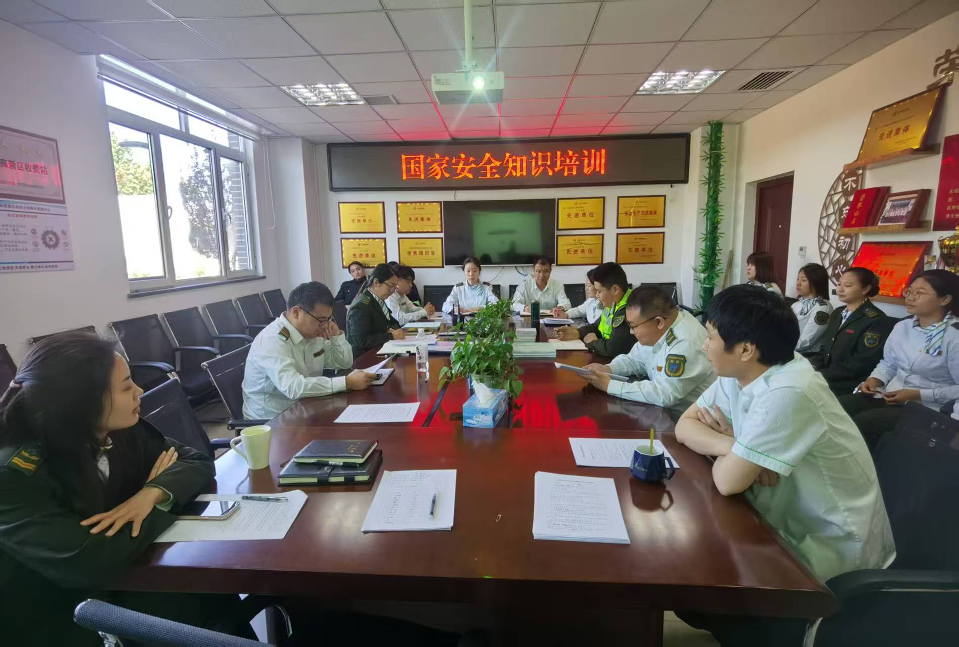 C:\Users\Administrator\Desktop\微信图片_20250424154301.jpg C:\Users\Administrator\Desktop\微信图片_20250424154301.jpg
