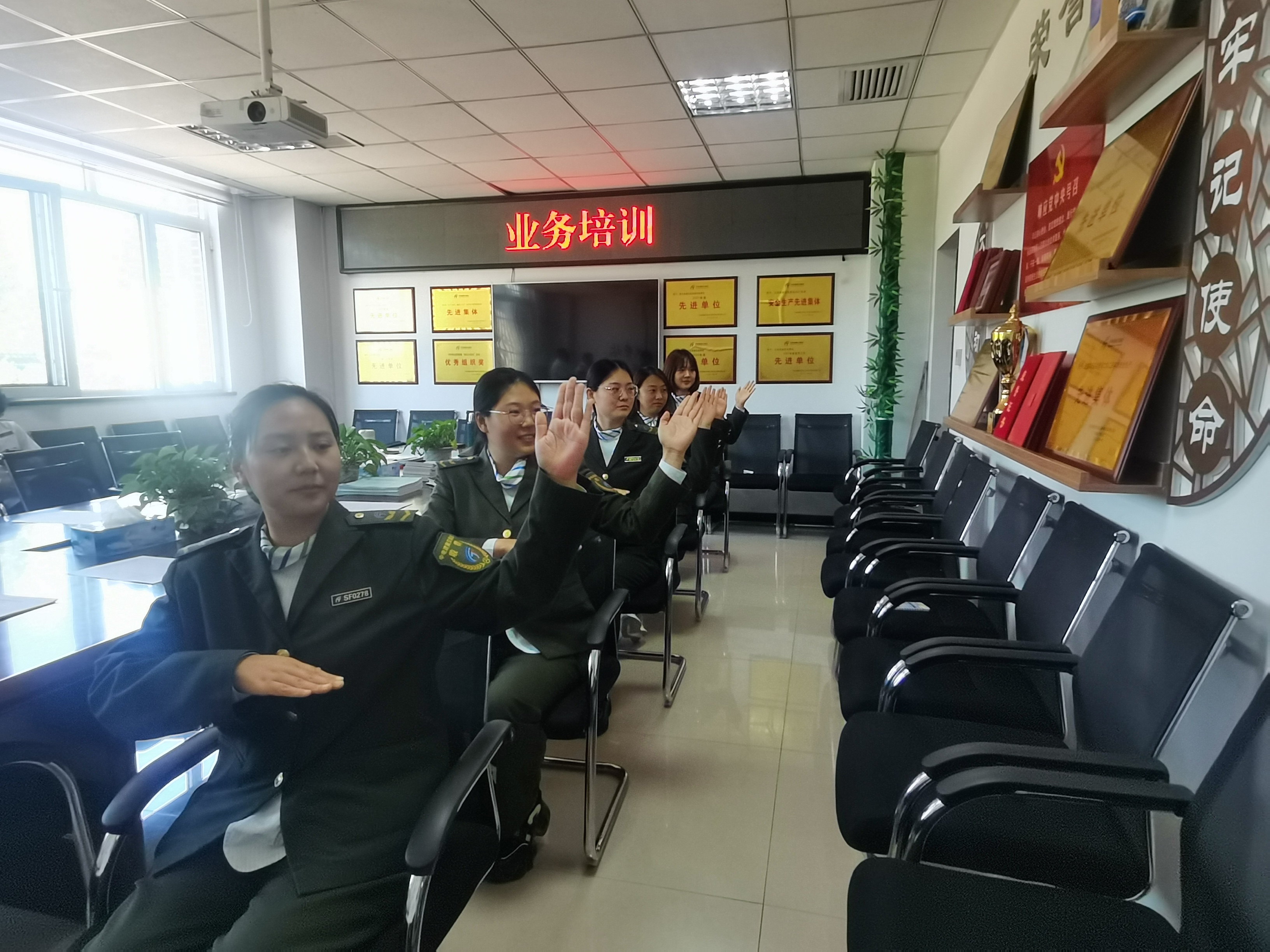 C:\Users\Administrator\Desktop\微信图片_20250424155724.jpg C:\Users\Administrator\Desktop\微信图片_20250424155724.jpg