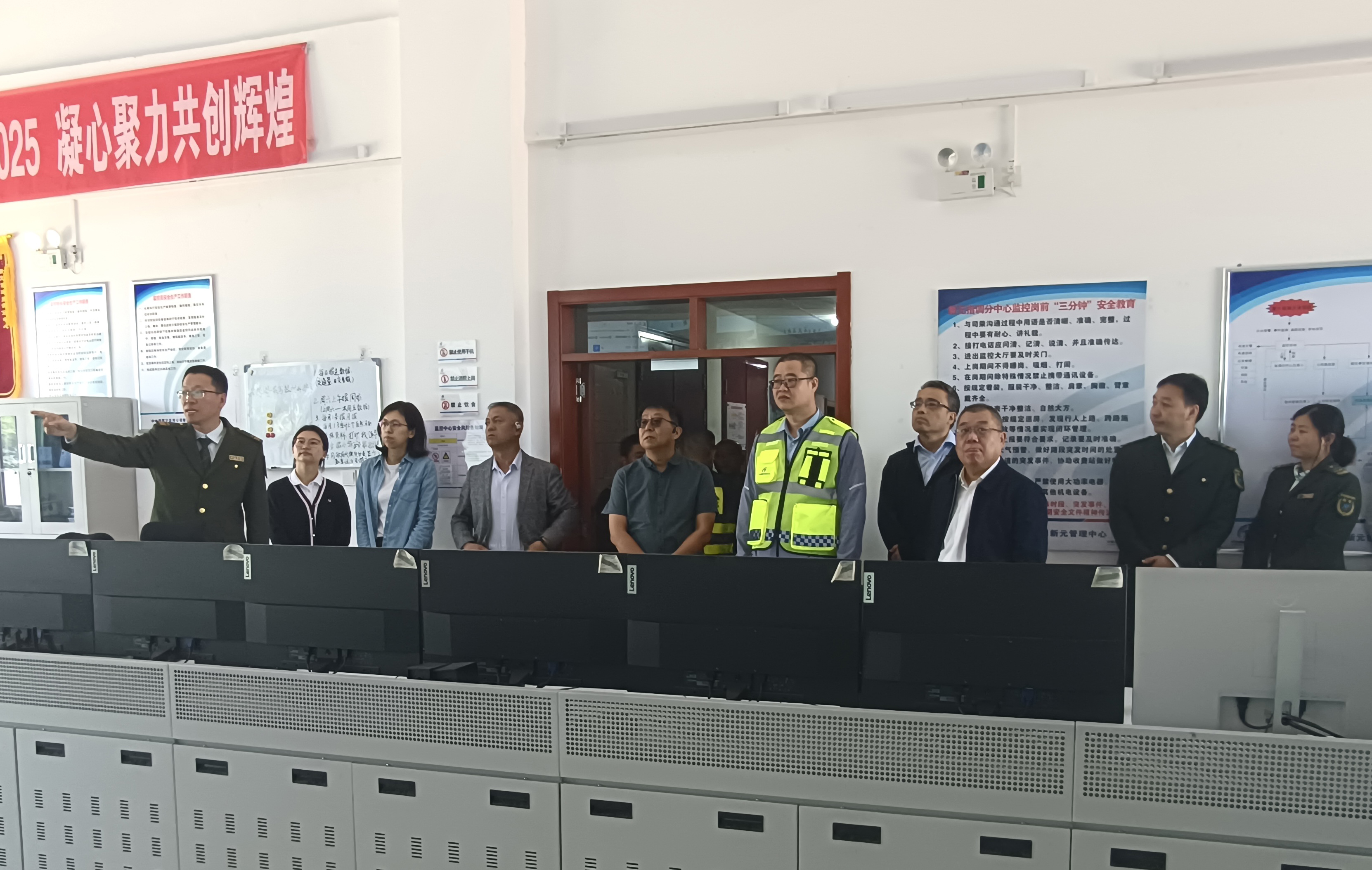 C:\Users\lenovo\Desktop\微信图片_20250424143556.jpg C:\Users\lenovo\Desktop\微信图片_20250424143556.jpg